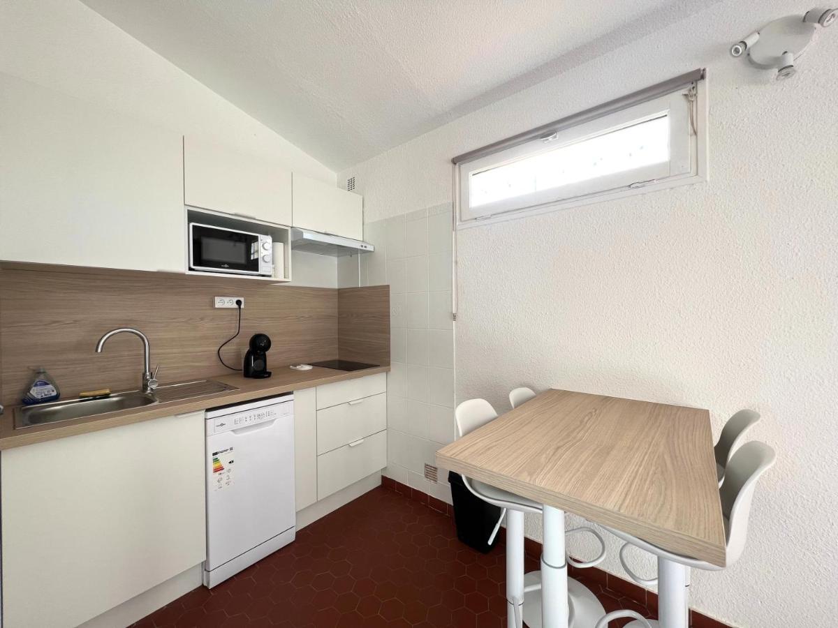 Appartement A 100M De La Plage - Terrasse & Parking Prive Le Barcarès Buitenkant foto